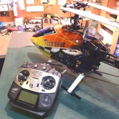 Le TRex 550E dans l'atelier